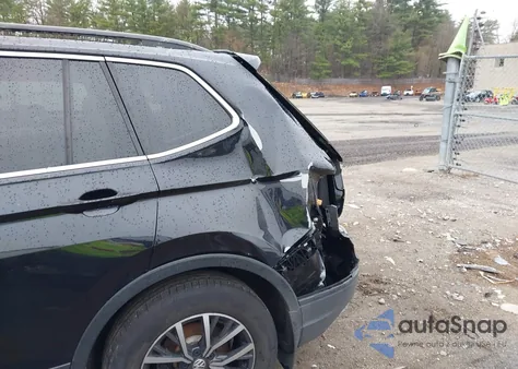 2019 Volkswagen Tiguan 2.0T Se/2.0T Sel/2.0T Sel R-Line/2.0T Sel R-Line Black из США, поврежденный, VIN 3VV2B7AX1KM016264